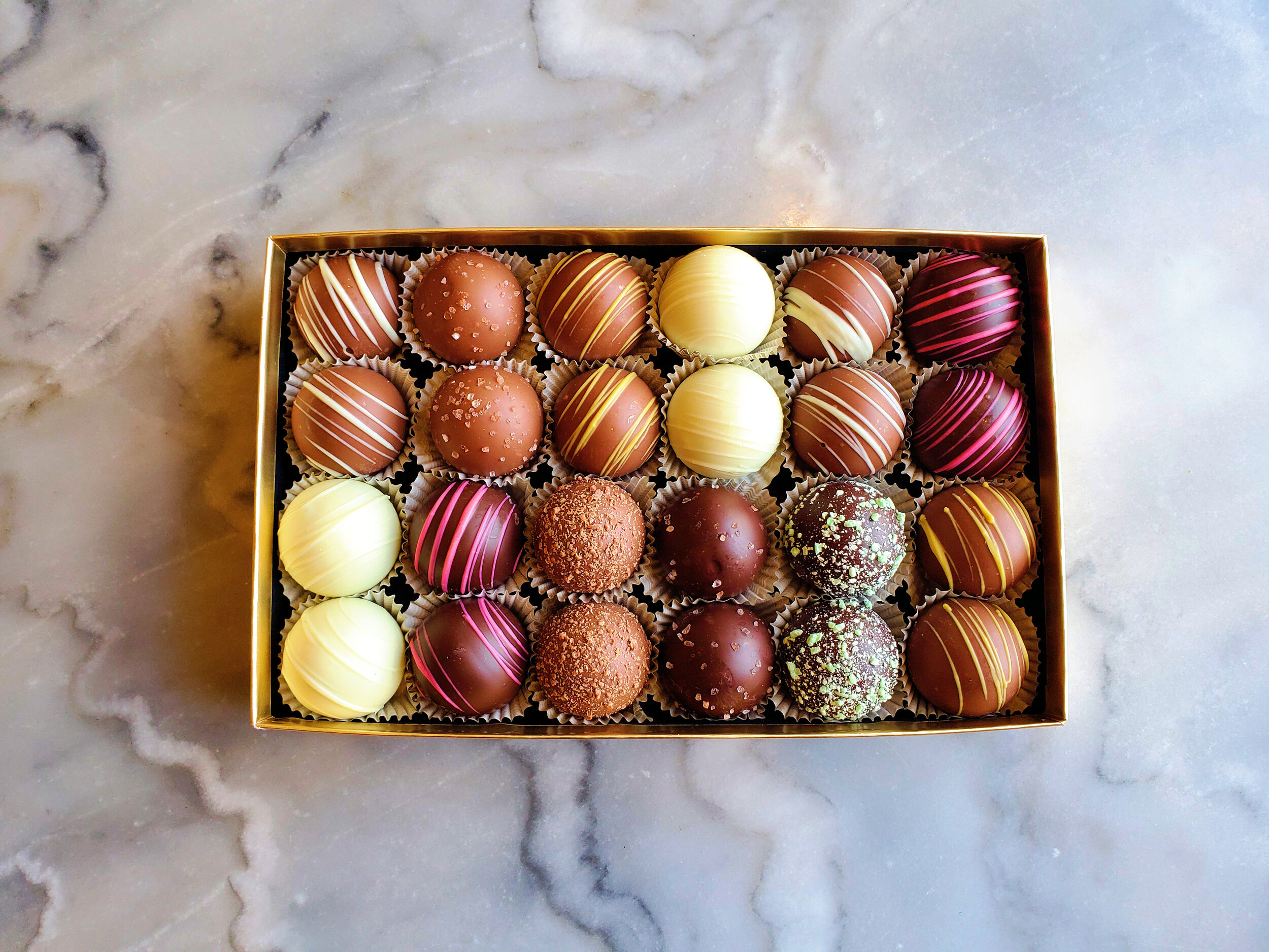 Birnn 24 Piece Truffle Box Innkeeper's Coffee